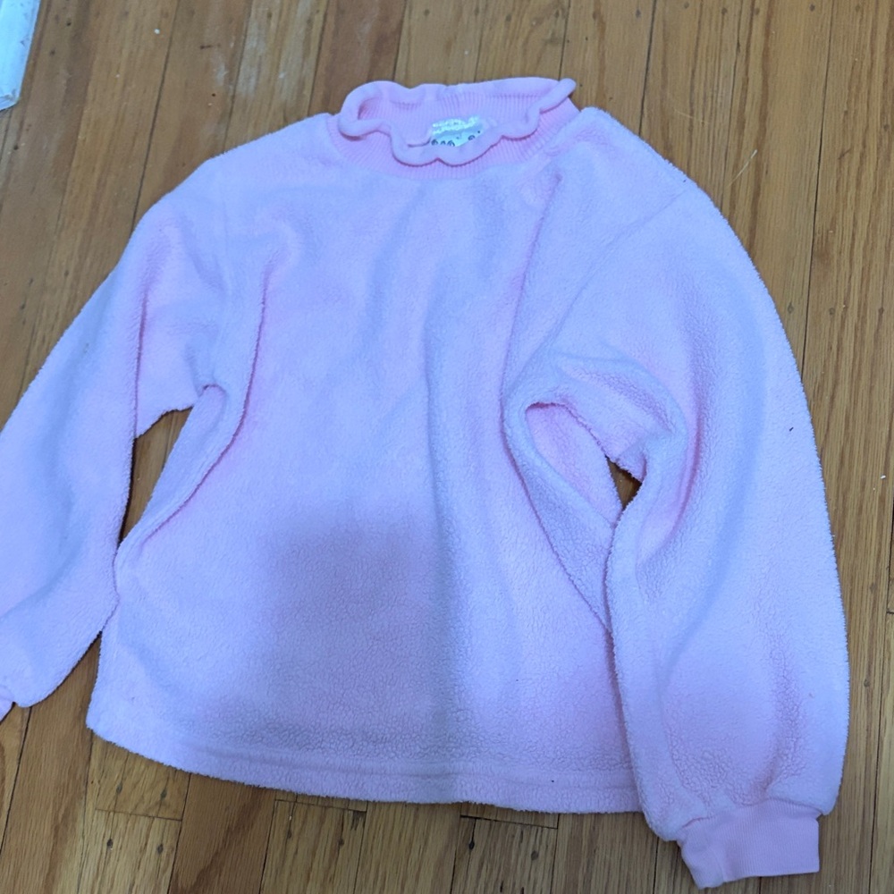 Pink Fleece Pullover with Ruffled Collar Pull over sweater